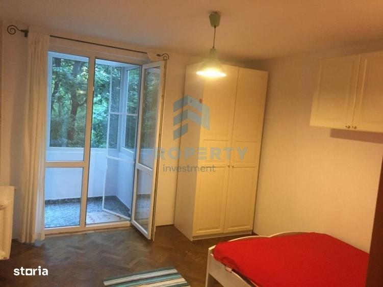 Apartament cu 4 camere în Costin Georgian