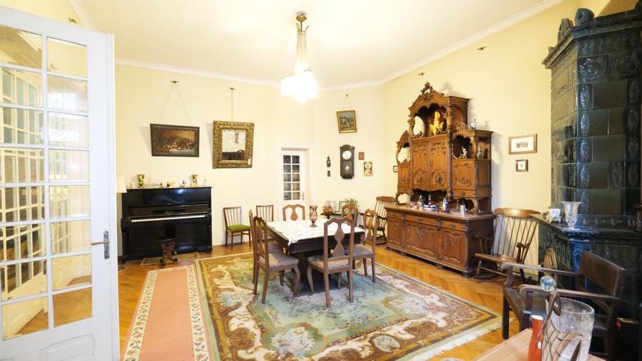 Apartament cu 5 camere, mobilat în Armeneasca