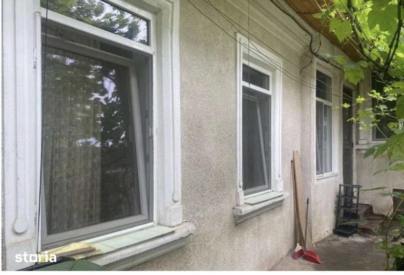 Casă cu 2 camere decomandat cu Teren 65 Mp în Foișorul de Foc