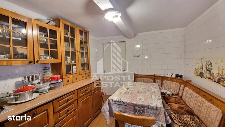 Casă cu 4 camere cu Teren 797 Mp în Mehala