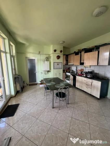 Casă cu 4 camere cu Teren 1400 Mp în Tăuții de Sus