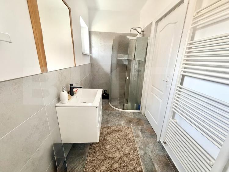 Duplex cu 6 camere cu Canalizare în Cetate