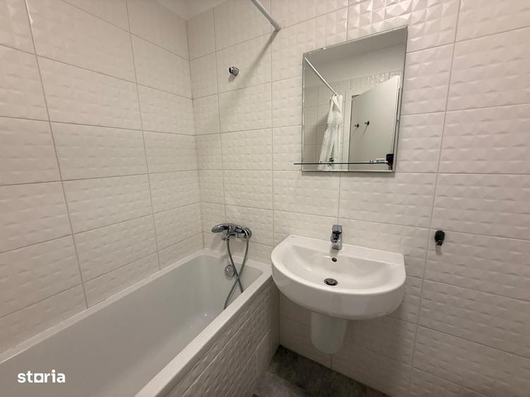 Apartament cu 3 camere în Sisești