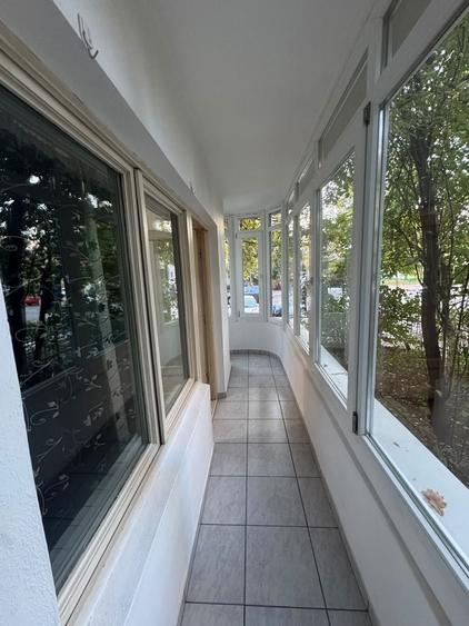 Garsonieră decomandată în Vitan