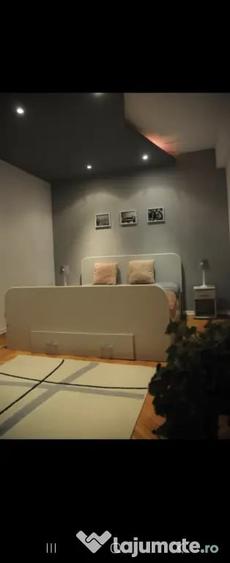 Apartament cu 2 camere semidecomandat în Centrul Civic