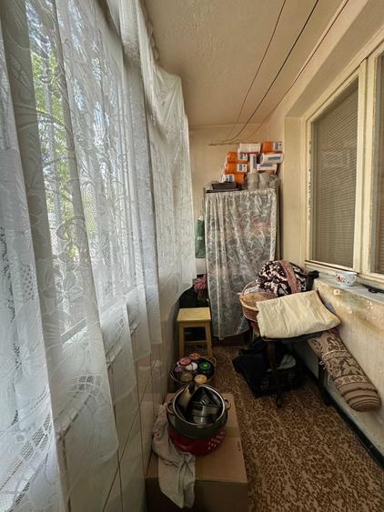 Apartament cu 3 camere decomandat în Rahova