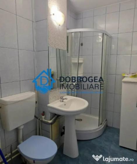 Apartament cu 2 camere decomandat în Păcii