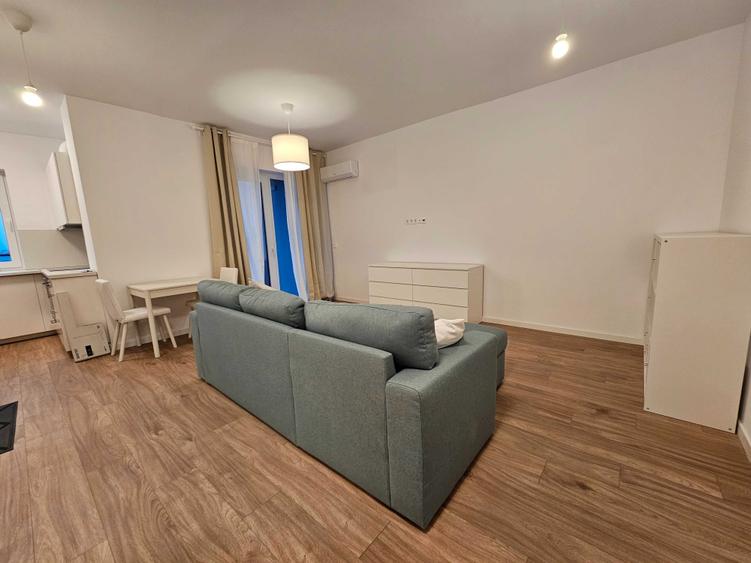 Apartament cu 2 camere decomandat în Doamna Ghica
