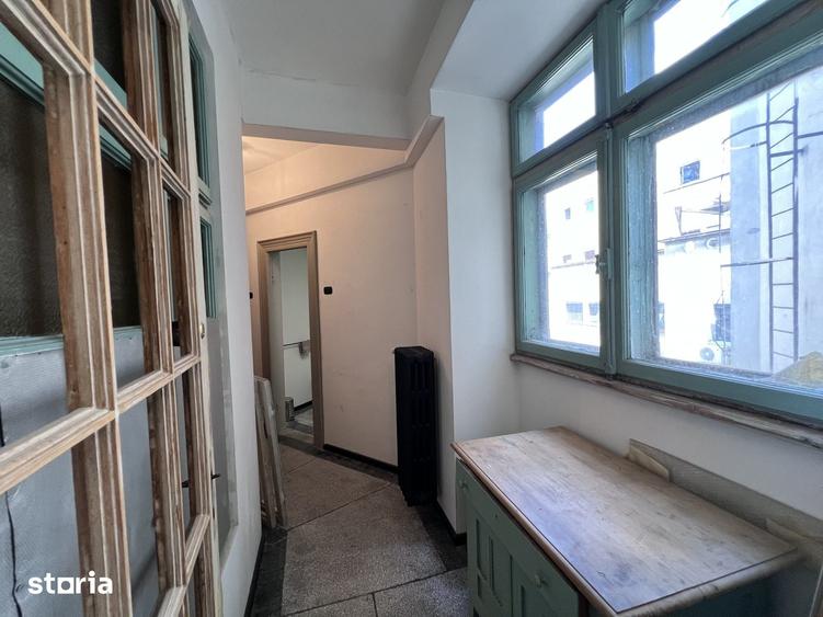 Apartament cu 3 camere în Centrul Istoric