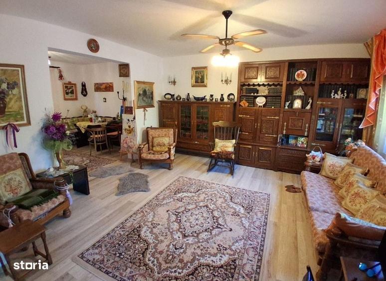 Casă cu 4 camere în Popas Păcurari
