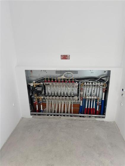 Duplex cu 5 camere cu Canalizare în Dumbrăvița