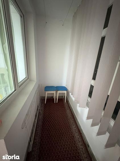 Apartament cu 3 camere decomandat, mobilat în Apărătorii Patriei