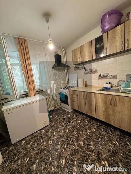 Apartament cu 2 camere semidecomandat în Tineretului