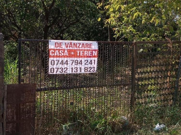 Casă individuală cu 4 camere cu Teren 1400 Mp în Domnești