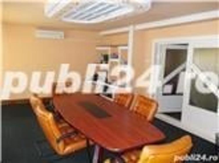 Spațiu comercial, de 1,500 mp, în Central