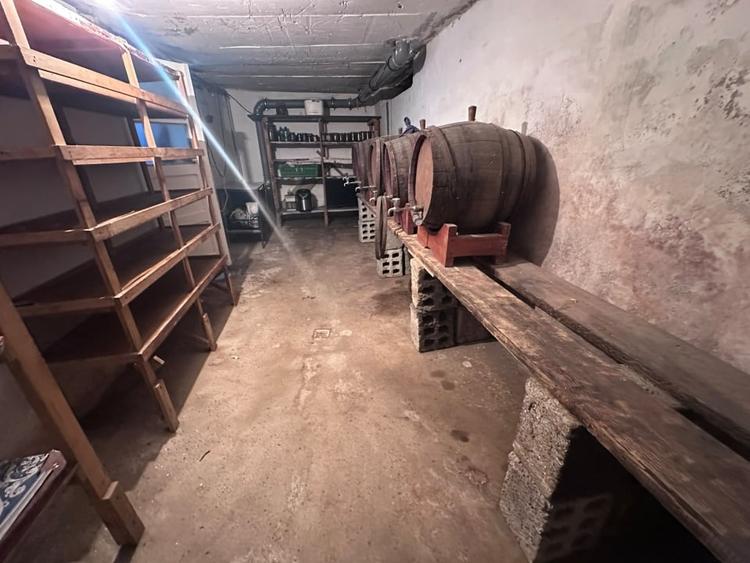 Casă individuală cu 8 camere cu Canalizare în Blaj