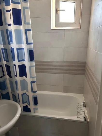 Apartament cu 2 camere în Micro 21