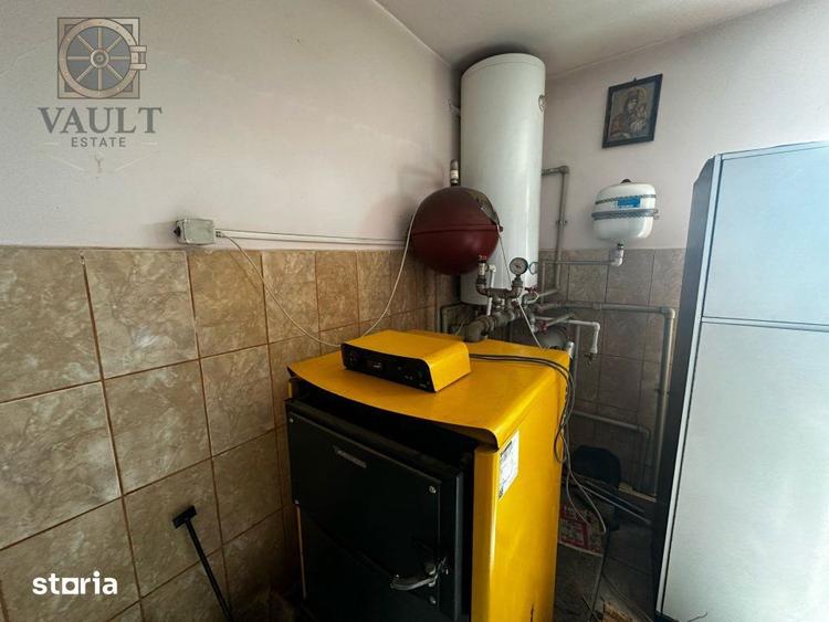 Casă cu 5 camere cu Canalizare în Frumușani