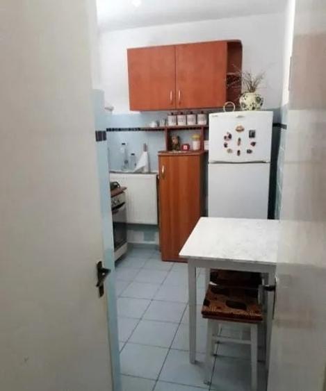 Apartament cu 2 camere decomandat, mobilat în Giurgiului