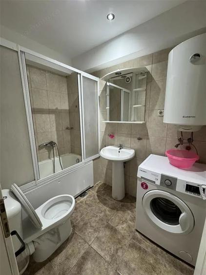 Apartament cu 2 camere decomandat în Sebastian
