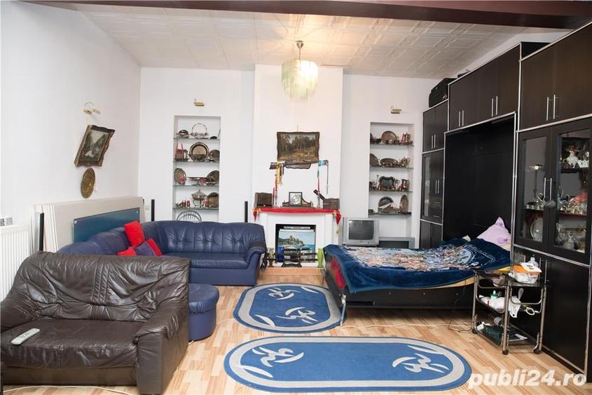 Casă cu 8 camere cu Teren 516 Mp în Predeal
