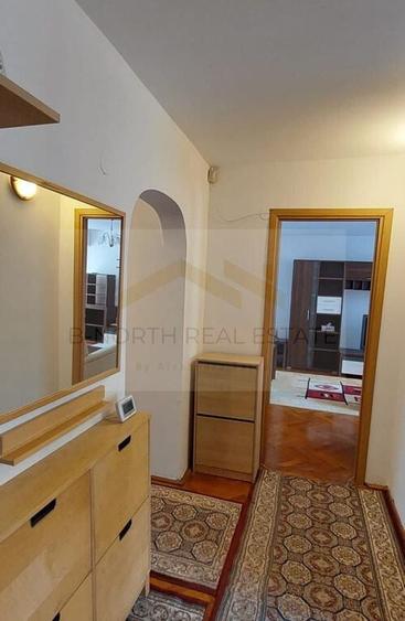 Apartament cu 3 camere decomandat, mobilat în Cotroceni