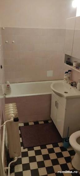 Garsonieră decomandată în Lipovei