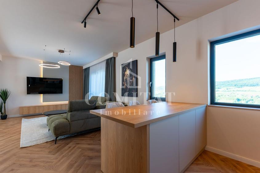 Duplex cu 4 camere cu Canalizare în Chinteni
