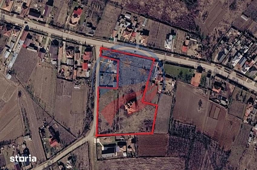 Teren 8 227 mp + Casa demolabila de vanzare in Filiasi - Fratostita - 1