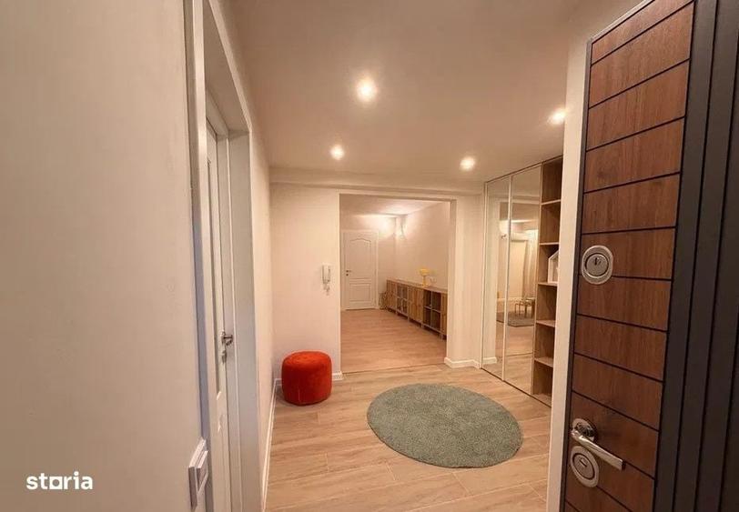 Apartament cu 4 camere decomandat în Ciupercenii Noi