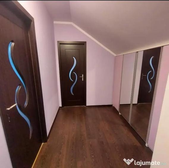 Apartament cu 3 camere decomandat în George Enescu