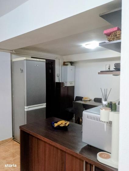 Apartament cu 3 camere în Telegrafului