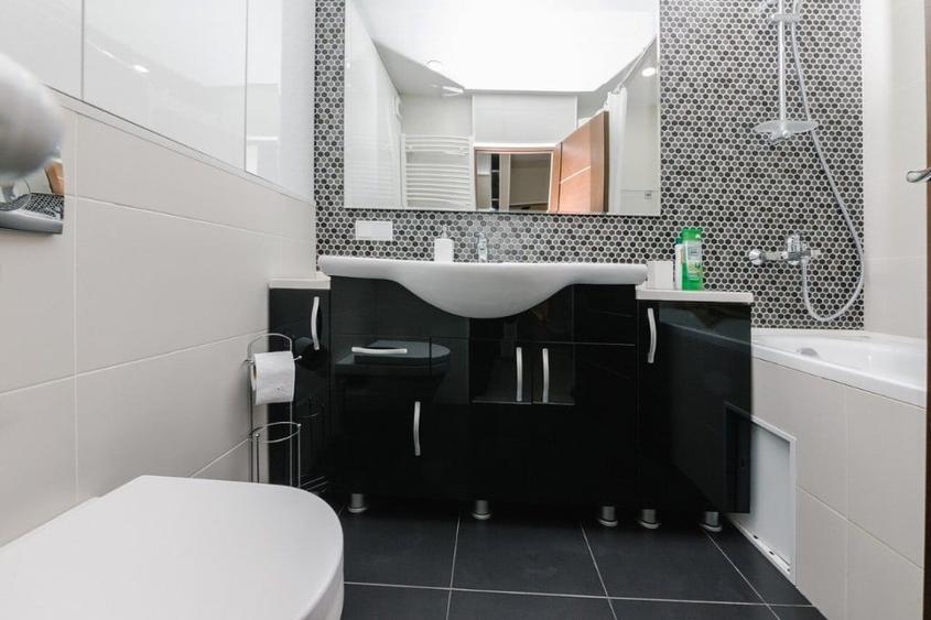 Apartament cu 3 camere decomandat în Grigorescu