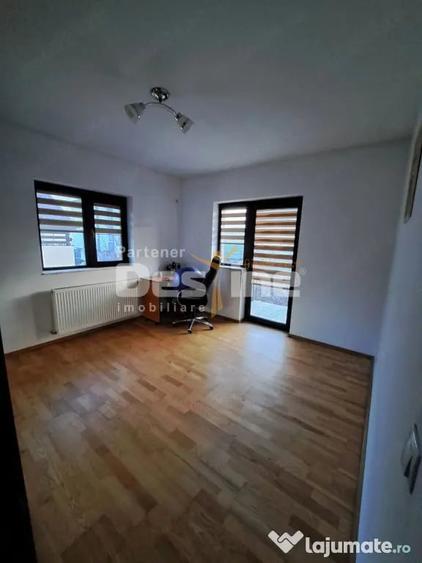 Casă cu 4 camere cu Teren 300 Mp în Alexandriei