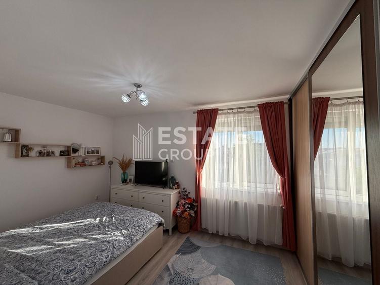 Duplex cu 4 camere cu Canalizare în Dumbrăvița