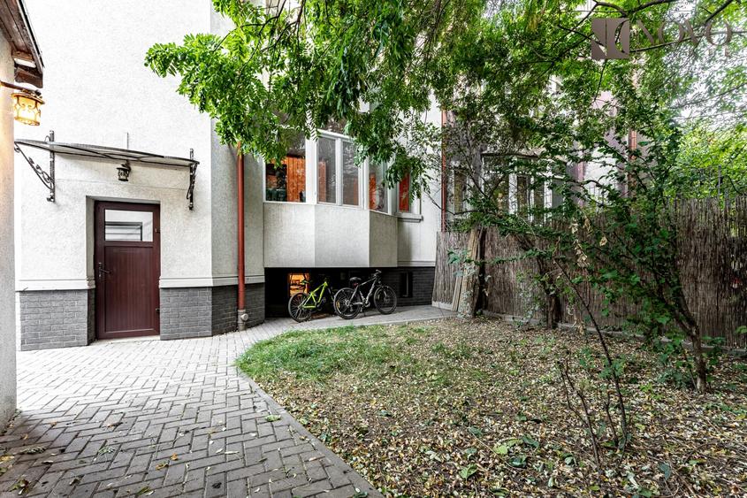 Duplex cu 7 camere cu Canalizare în Ferdinand