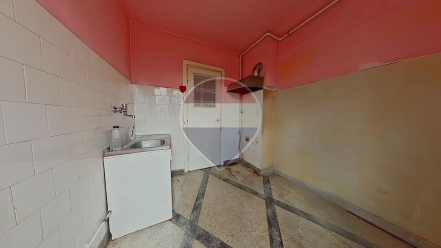 Apartament cu 2 camere decomandat în Central