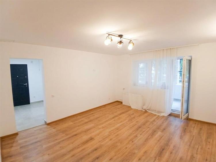 Apartament cu 2 camere semidecomandat în Rogerius
