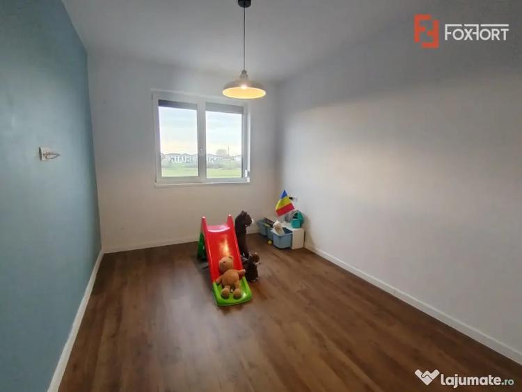 Casă cu 4 camere cu Teren 250 Mp în Giroc