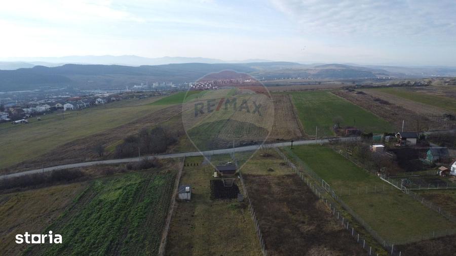 Teren de 19375 mp, în Dâmbul Rotund