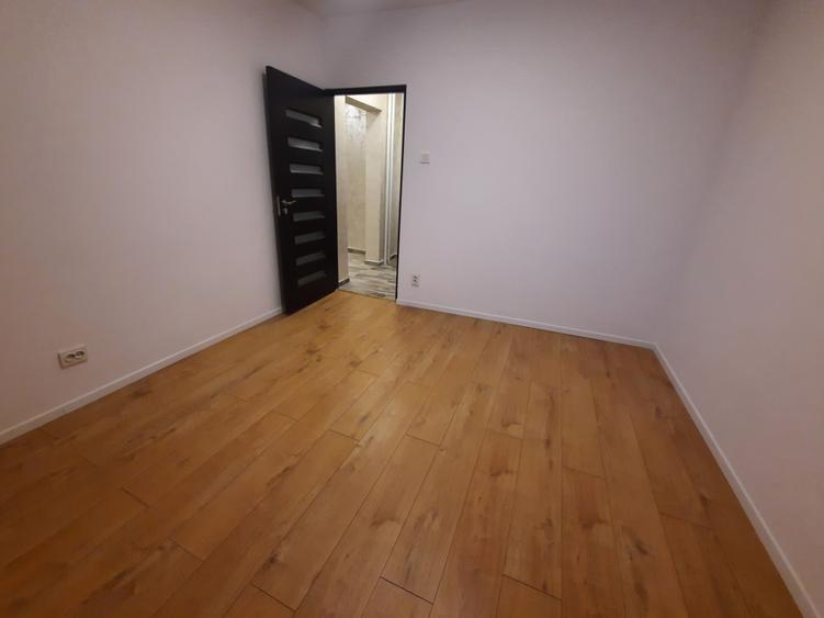 Apartament cu 3 camere decomandat în Doamna Ghica