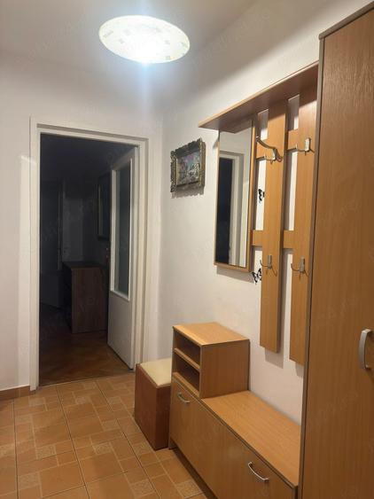 Apartament cu 2 camere semidecomandat în Olimpia-Stadion