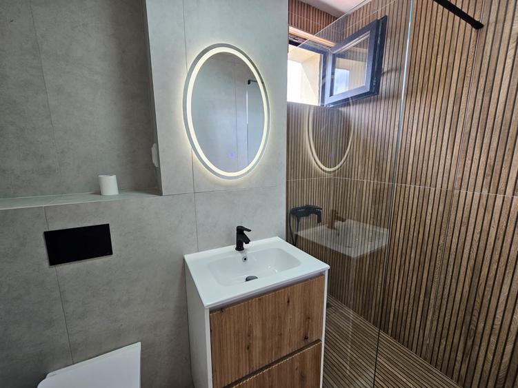 Apartament 3 Camere Renovat ( Mobilat si Utilat - totul nou ) - 10
