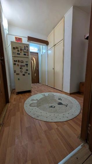 Apartament cu 2 camere decomandat în Ostroveni