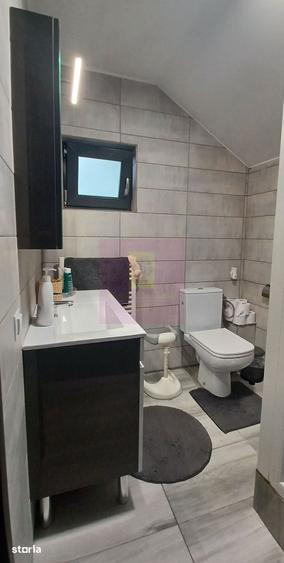 Casă cu 4 camere cu Teren 450 Mp în Săbăreni