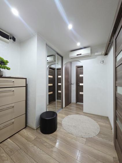 Apartament renovat mobilat si utilat la cheie Micro 21 - 11
