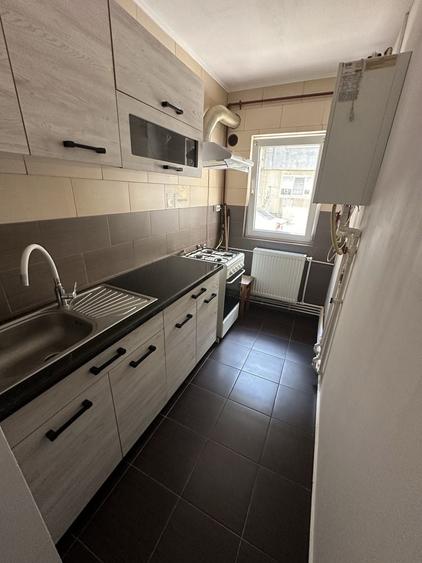 Apartament cu 2 camere în Uiești