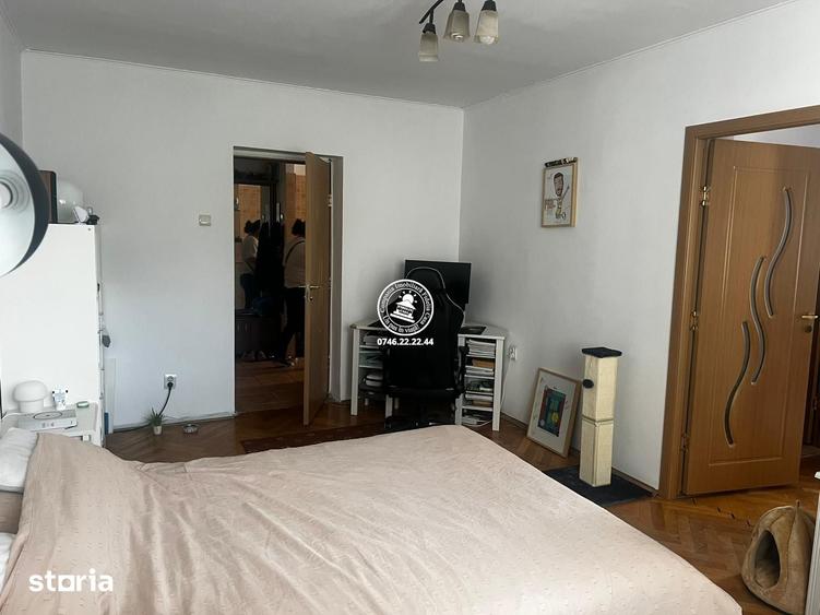 Apartament cu 2 camere decomandat în Mircea cel Bătrân