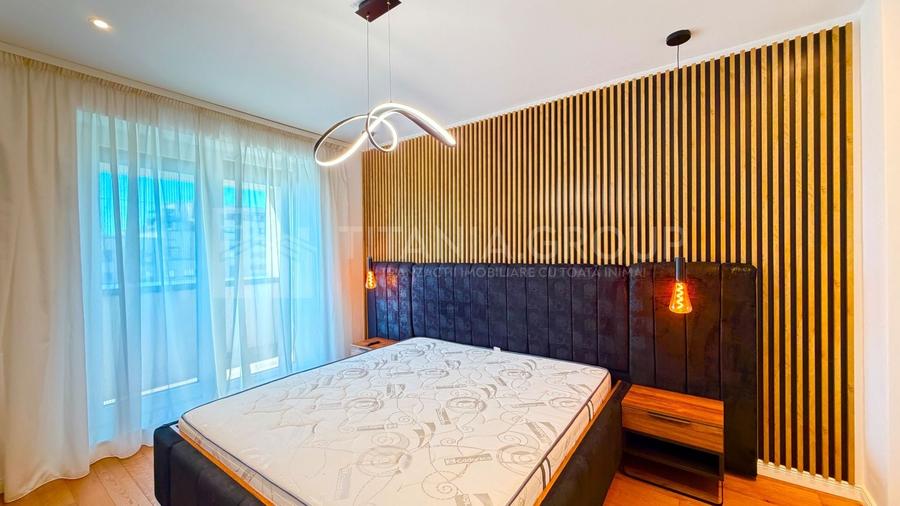 Apartament cu 4 camere decomandat, mobilat în Tractorul