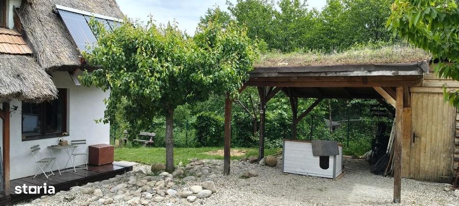 Casă cu 4 camere în Sălicea